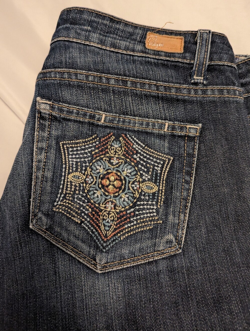 PAIGE Embroidered Pocket Dark Blue Jeans, Bootcut, Size 30